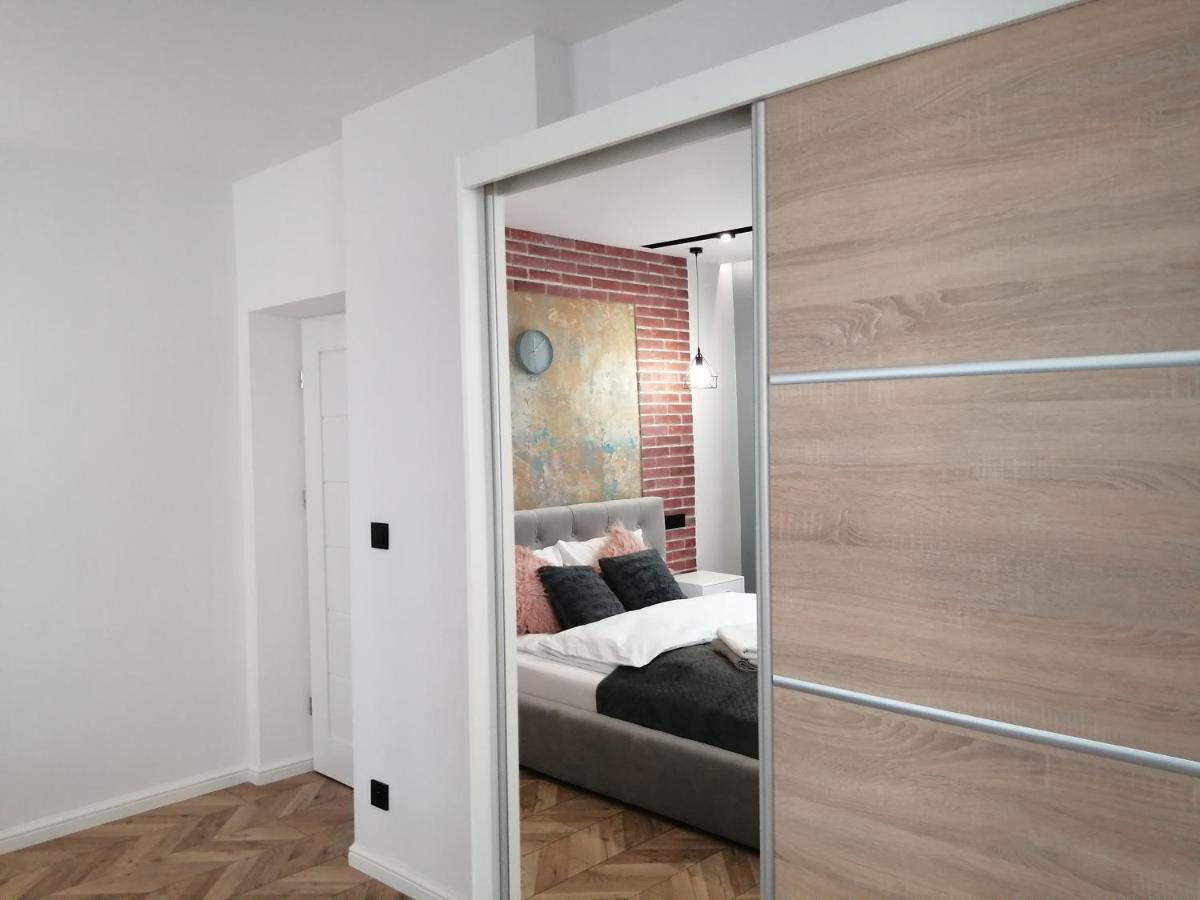 Apartament Lucy - Scisle Centrum Czestochowy Çestohova Dış mekan fotoğraf