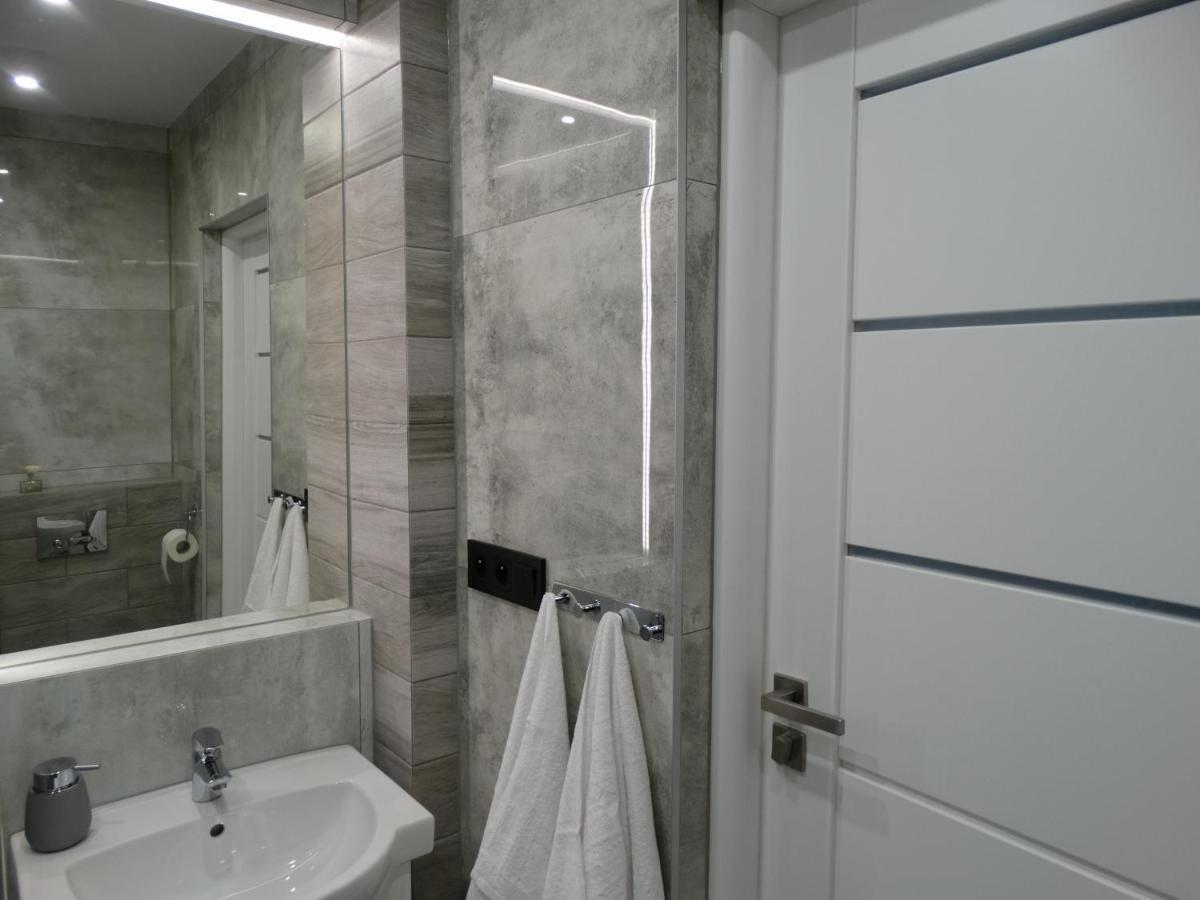 Apartament Lucy - Scisle Centrum Czestochowy Çestohova Dış mekan fotoğraf